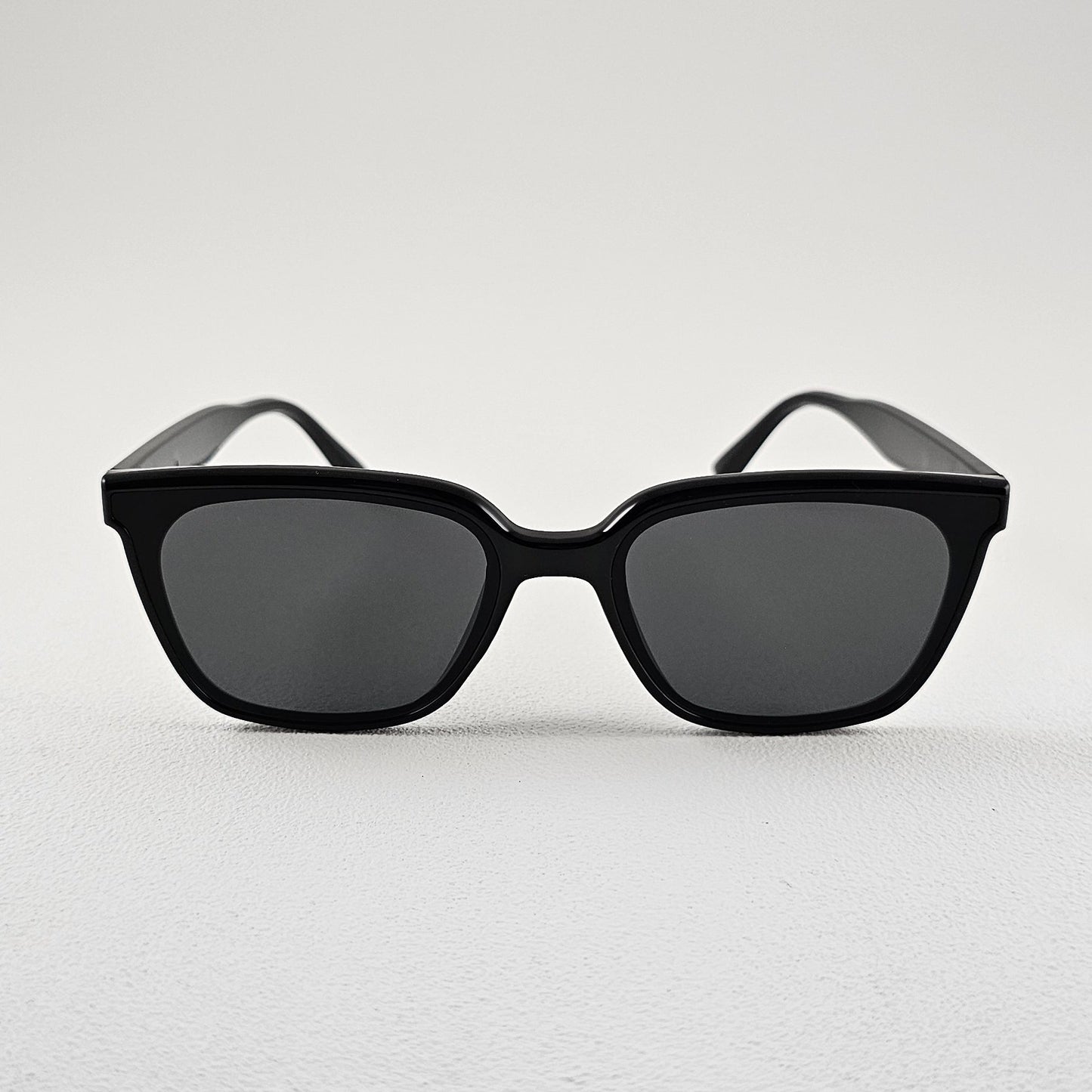 Men's Miami wayfarer sunglasses black frame UV400 lenses