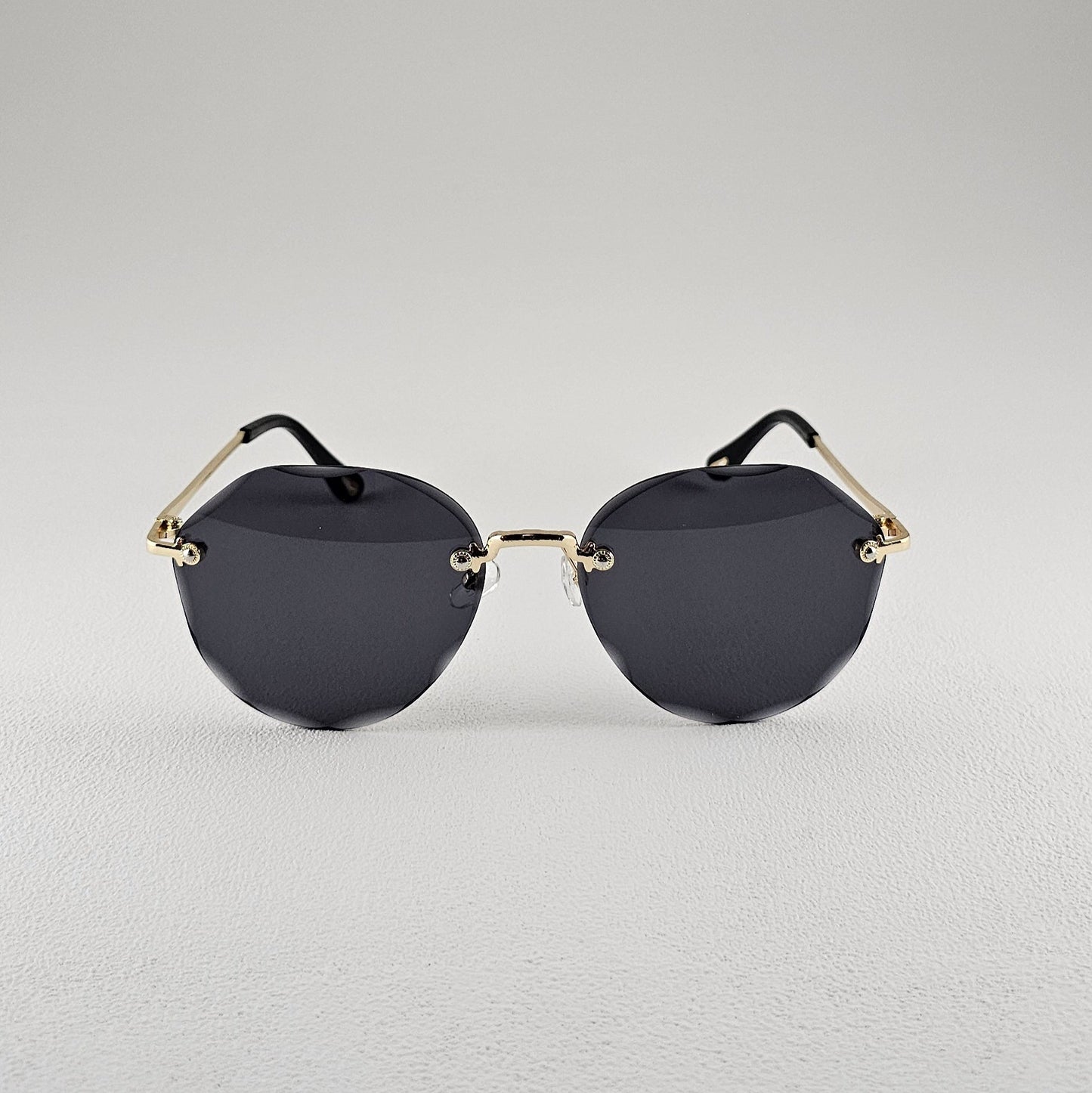 Women's Daiquiri cat-eye sunglasses black frame polarized UV400 lenses