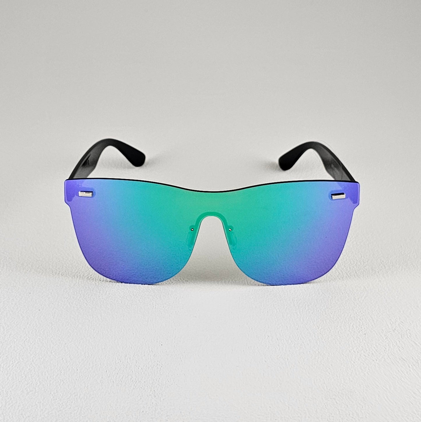 Unisex Blueberry geometric sunglasses with polarized UV400 lenses