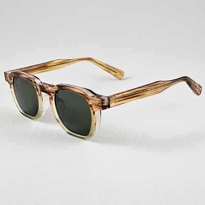 Unisex Leo square sunglasses close-up brown frame UV400 lenses