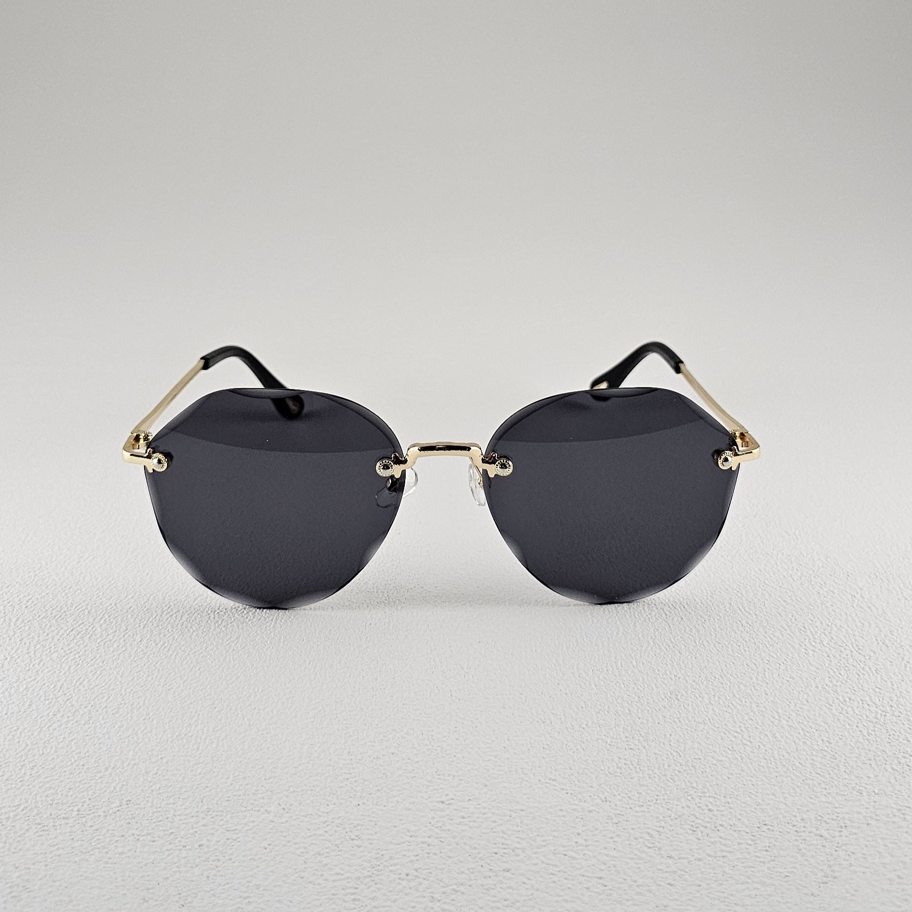 Women's Daiquiri cat-eye sunglasses black frame polarized UV400 lenses