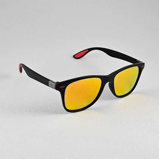 Unisex Marley geometric sunglasses black frame side view polarized UV400 lenses