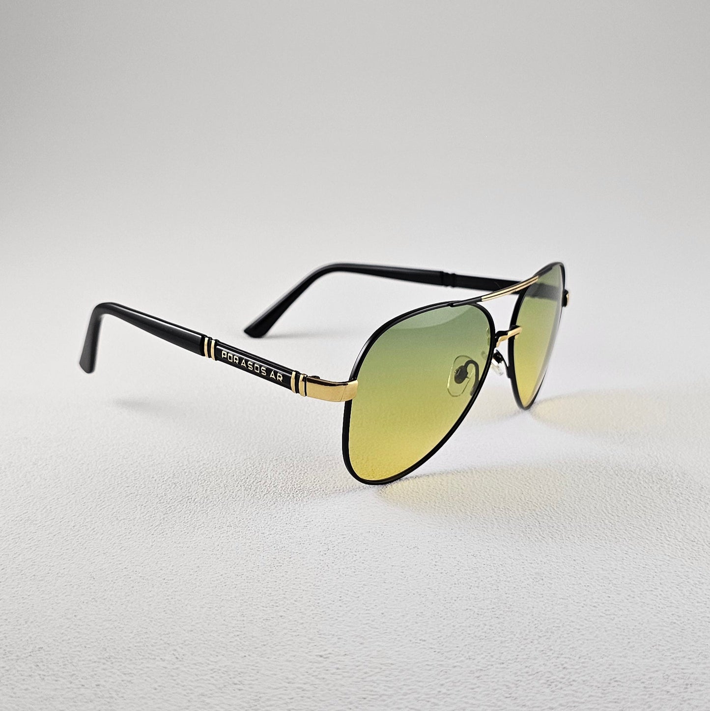 Side profile yellow polarized pilot sunglasses – durable metal frame