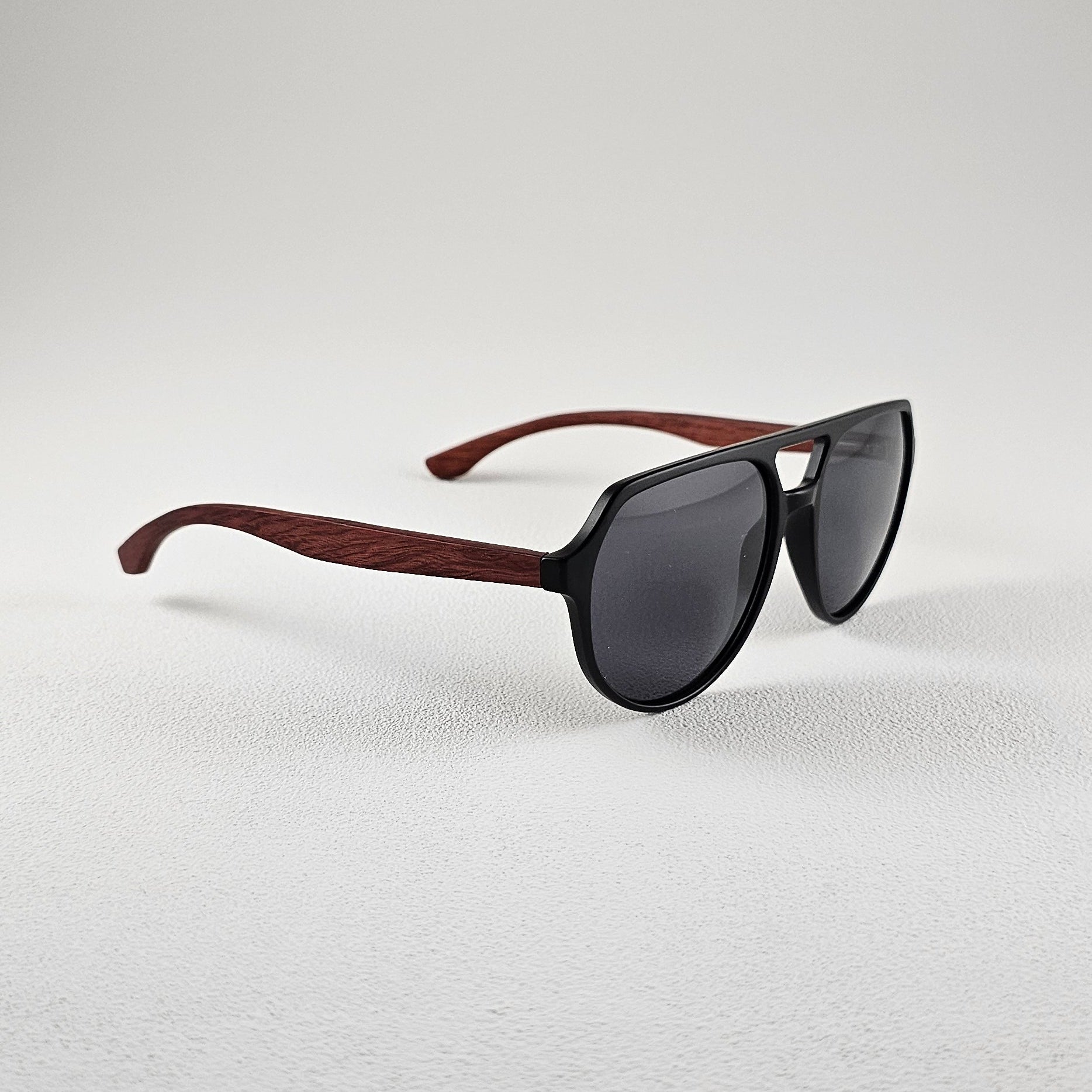 Side profile geometric polarized sunglasses – lightweight plastic frame