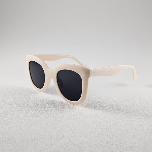 Angled view cat eye polarized sunglasses with PC lenses and UV protection